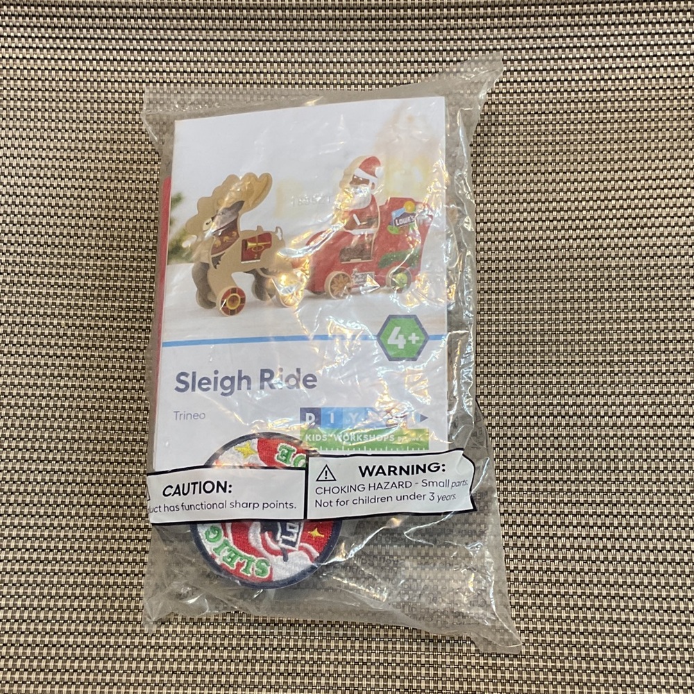 Sleigh Ride Holiday Toy Set - Red & Gold
